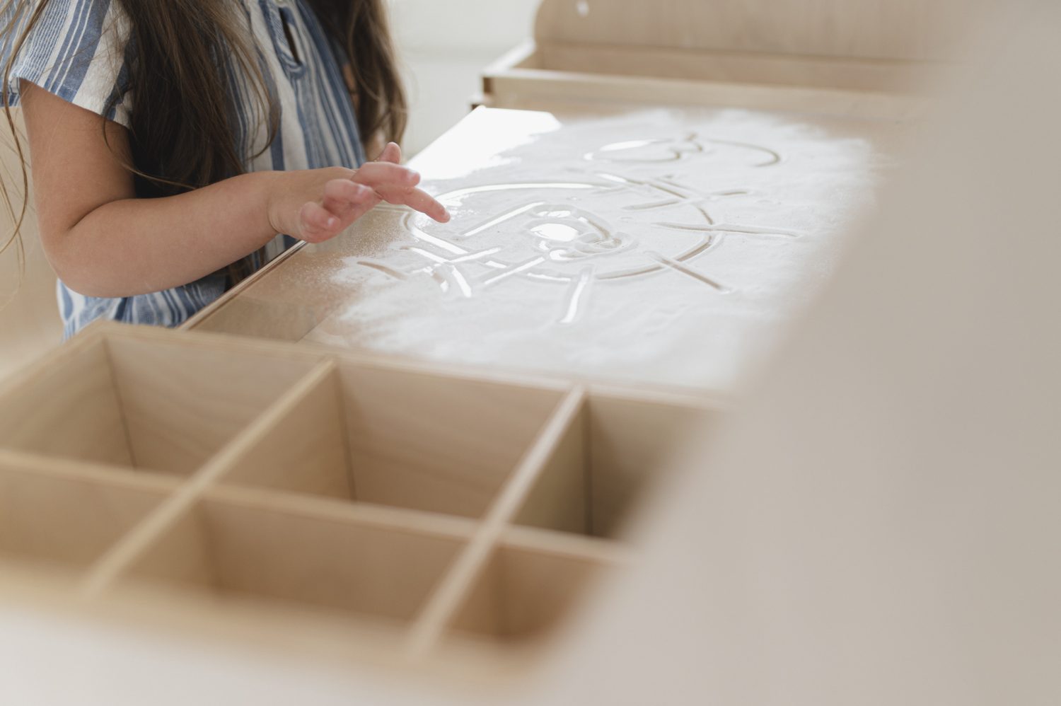Sand drawing with Luula Tables