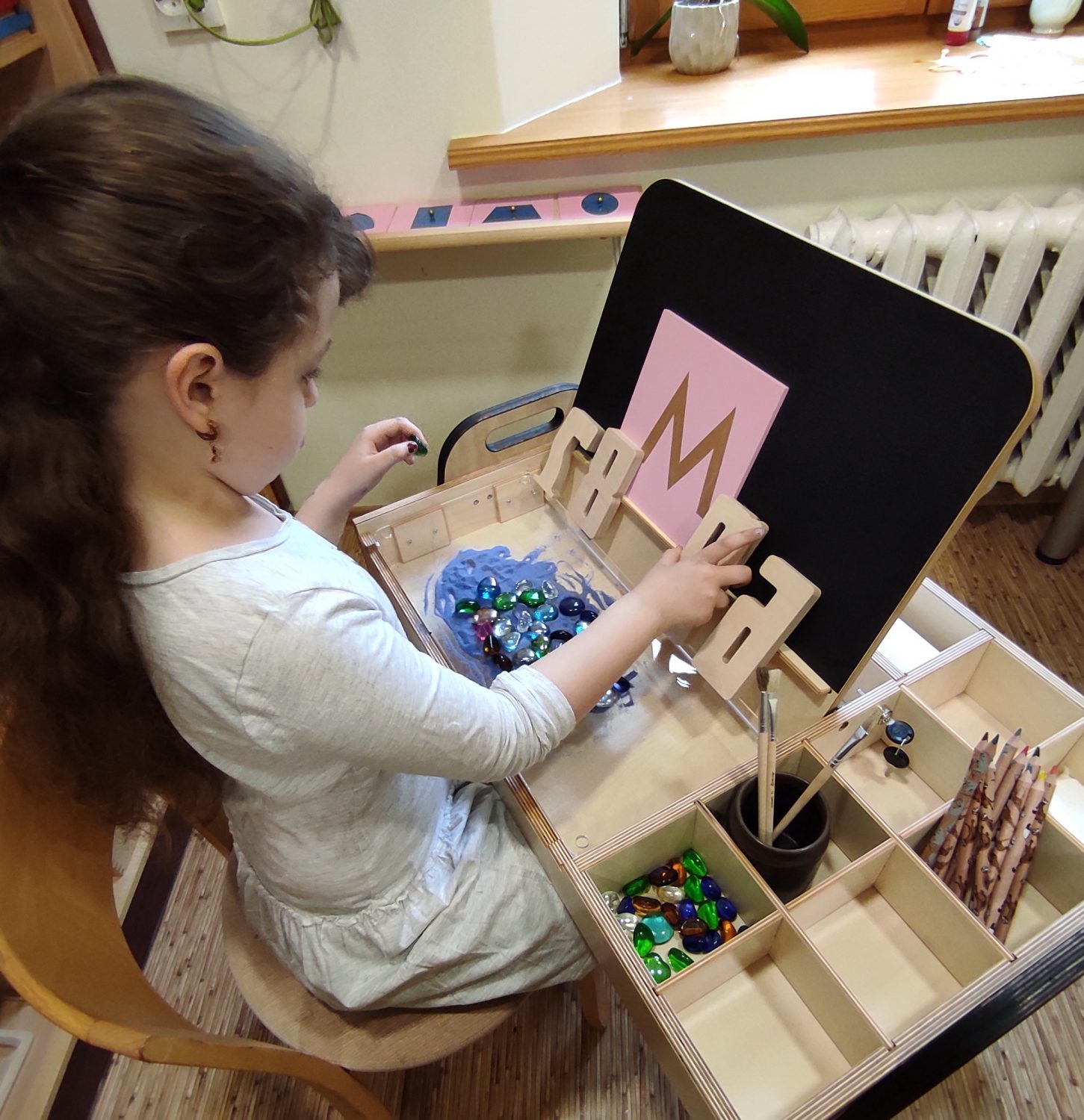 Montessori Kids Desk | Luula Table for sensory activities and learning