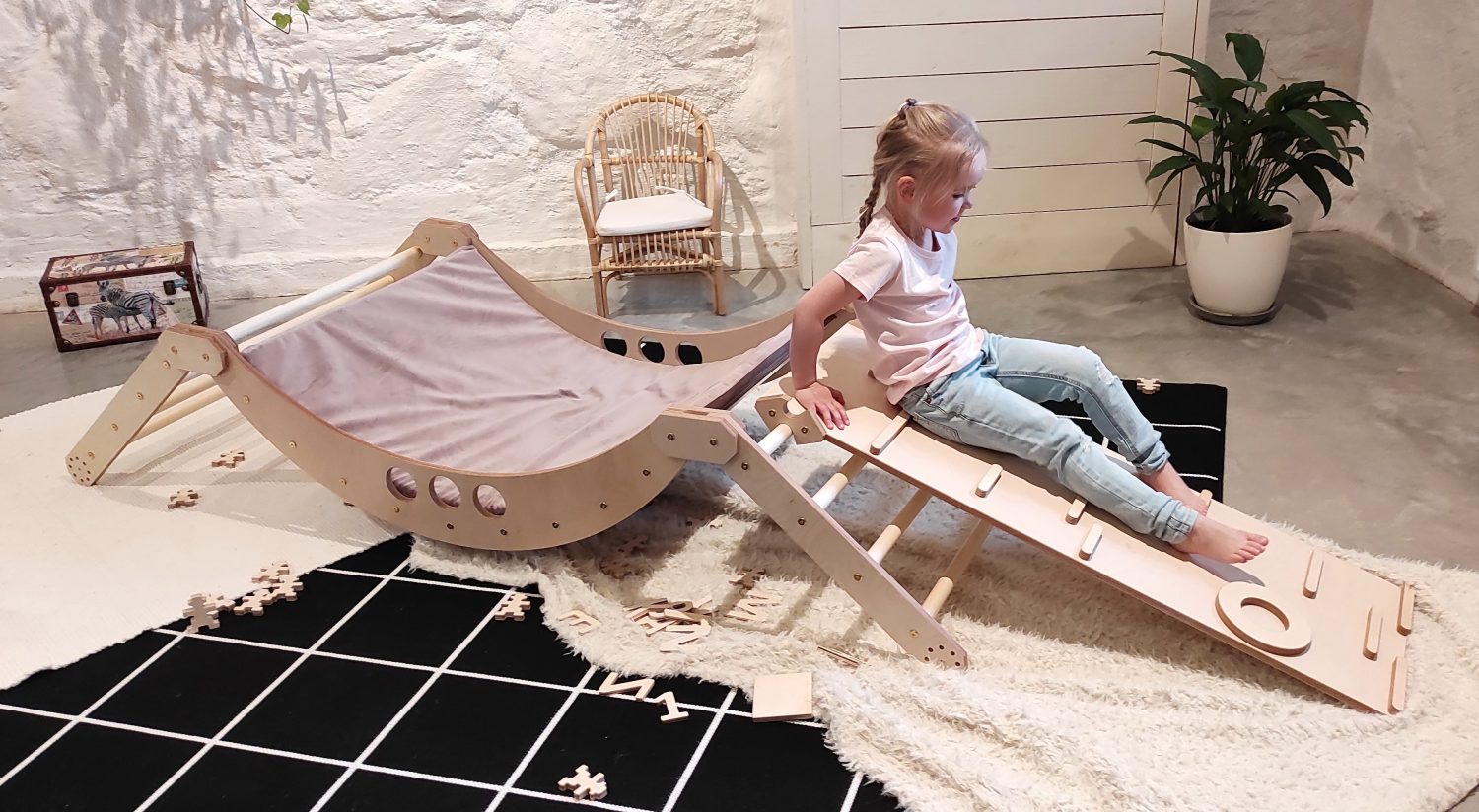 Kidss Montessori Furniture by Luula